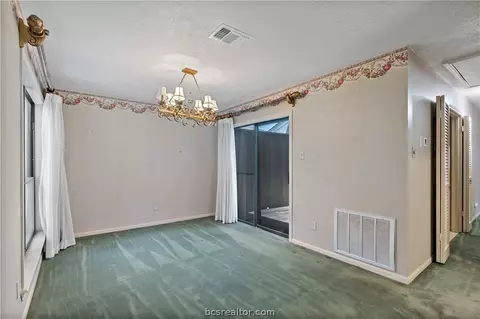 2921 Braeburn St, Bryan, TX 77802 photo 10