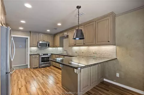 2921 Braeburn St, Bryan, TX 77802 photo 13