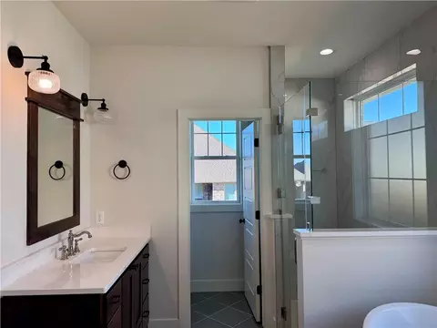 Bath - 3584 Chantilly Path, Bryan, TX 77808 photo 3 of 5
