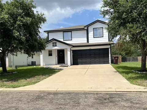 15305 Faircrest Ct, College Station, TX 77845