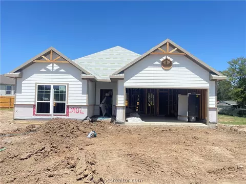 3402 Curry Ct, Bryan, TX 77803