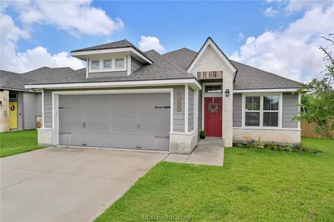 2104 Dumfries Dr, Bryan, TX 77807