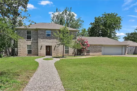 1008 Rose Cir, College Station, TX 77840