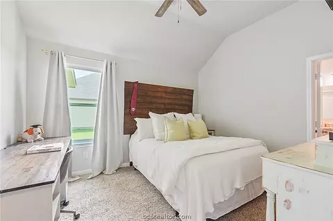 2086 Viva Rd, Bryan, TX 77807 photo 12