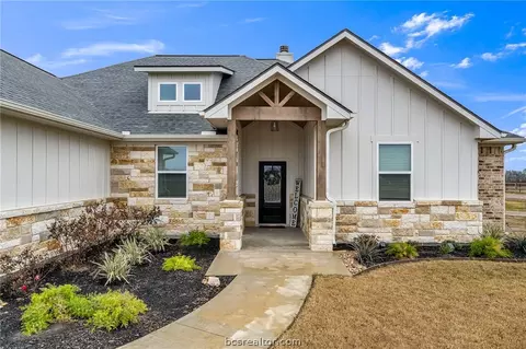 5849 Reliance Ridge Cir, Bryan, TX 77808