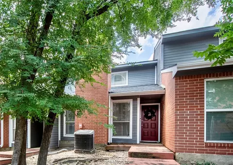 1501 Stallings Drive 63, College Station, TX 77840