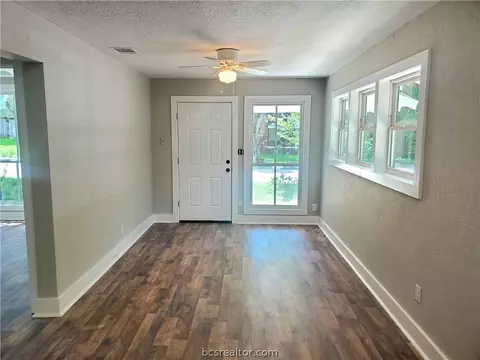 Living - 1104 E 25th St, Bryan, TX 77803 photo 1 of 1