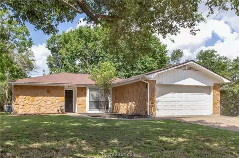 3412 Coastal Dr, College Station, TX 77845