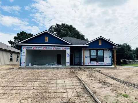 1615 Hackberry St, Hearne, TX 77859