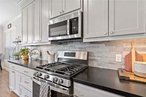 3003 Alpha Ct, Bryan, TX 77808 photo 13