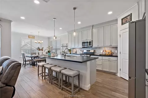 3003 Alpha Ct, Bryan, TX 77808 photo 10