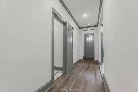 Entry Way - 2721 Beck St, Bryan, TX 77803 photo 1 of 2
