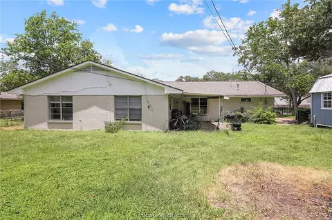 303 Fairway Dr, Bryan, TX 77801 photo 28