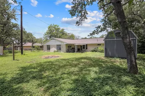 303 Fairway Dr, Bryan, TX 77801 photo 30