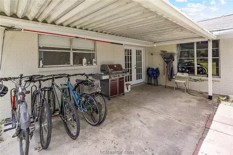 303 Fairway Dr, Bryan, TX 77801 photo 26