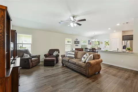 Other - 1972 Cartwright St, Bryan, TX 77807 photo 2 of 5