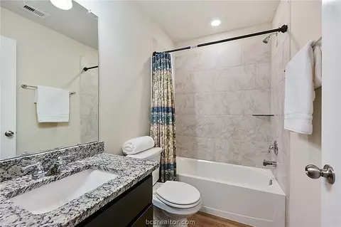 Bath - 1972 Cartwright St, Bryan, TX 77807 photo 3 of 3