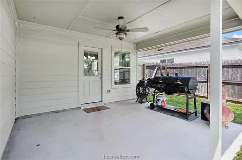 Exterior - 1972 Cartwright St, Bryan, TX 77807 photo 2 of 4
