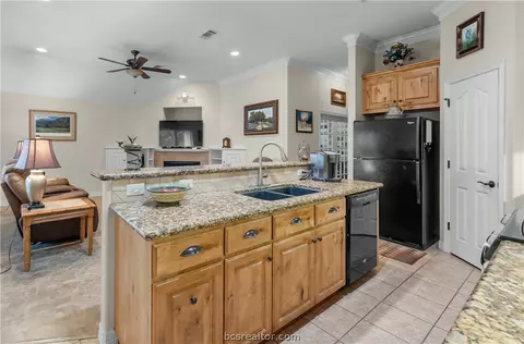 2601 Priscilla Ct, Bryan, TX 77802 photo 8