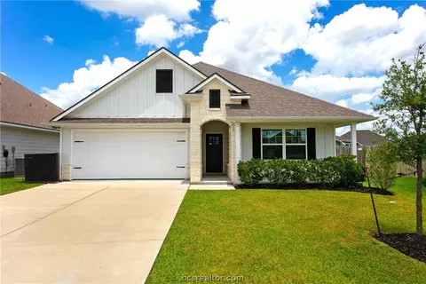 3408 Calmar Ct, Bryan, TX 77808