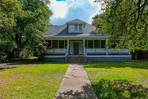 708 E 31st St, Bryan, TX 77803