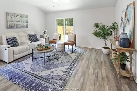 6069 Toby Bnd, Bryan, TX 77807 photo 2