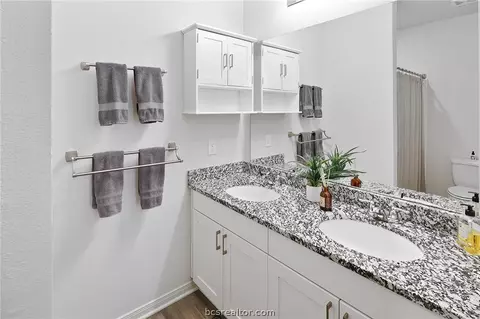 6069 Toby Bnd, Bryan, TX 77807 photo 5