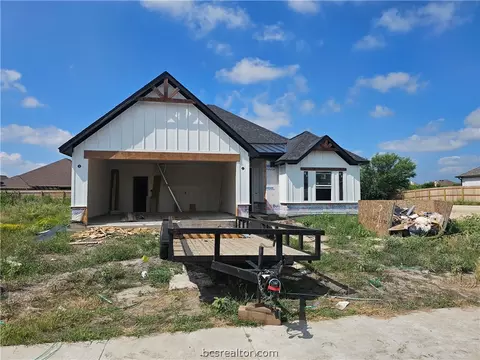 3028 Teller, Bryan, TX 77808