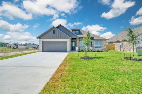 Exterior - 2805 Spector, Bryan, TX 77808 photo 2 of 8