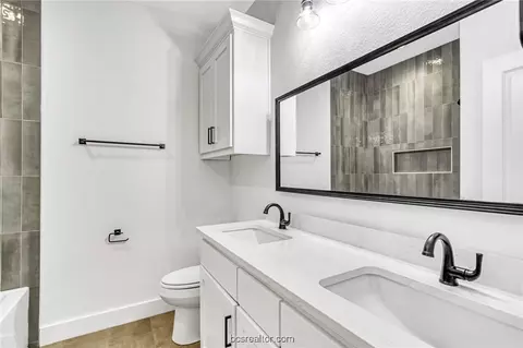 Bath - 2805 Spector, Bryan, TX 77808 photo 3 of 3