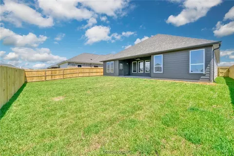 Exterior - 2805 Spector, Bryan, TX 77808 photo 8 of 8
