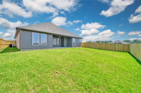 Exterior - 2805 Spector, Bryan, TX 77808 photo 7 of 8