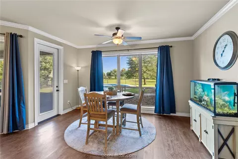 7300 Limestone Ct, Bryan, TX 77808 photo 16