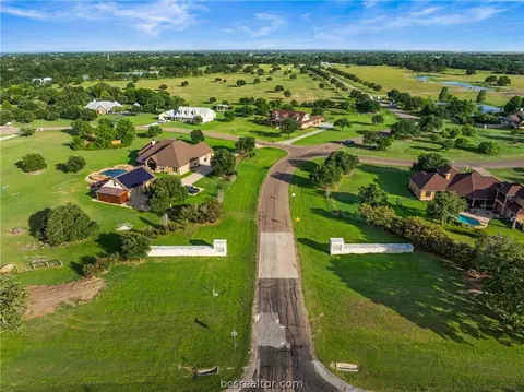 7300 Limestone Ct, Bryan, TX 77808 photo 45