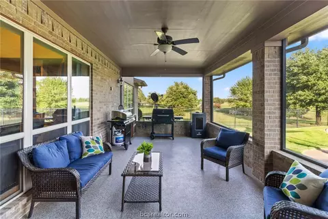 7300 Limestone Ct, Bryan, TX 77808 photo 32