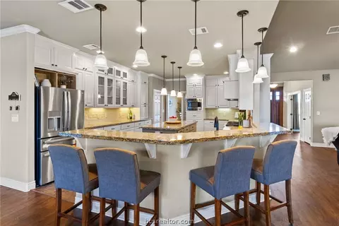 7300 Limestone Ct, Bryan, TX 77808 photo 15