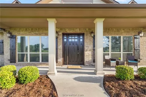 7300 Limestone Ct, Bryan, TX 77808 photo 3