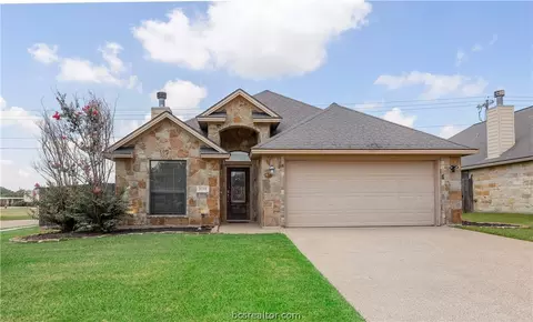 3744 Dove Hollow Ln, College Station, TX 77845