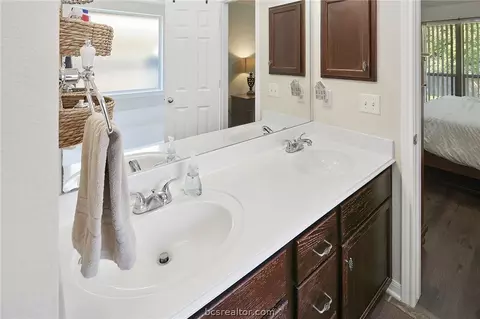 1715 Summerwood Loop, Bryan, TX 77807 photo 22