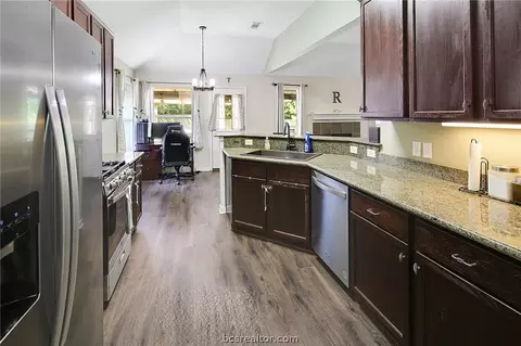 1715 Summerwood Loop, Bryan, TX 77807 photo 15