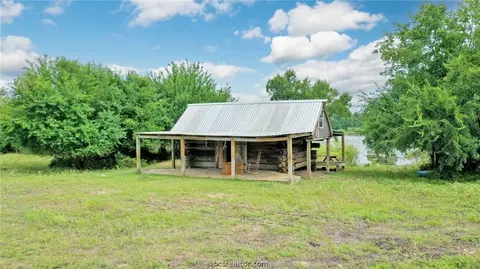 8557 County Road 313, Plantersville, TX 77363 photo 30