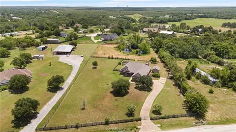 13133 Hopes Creek Rd, College Station, TX 77845