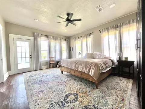 708 E 27th St E, Bryan, TX 77803 photo 12