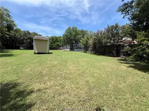 708 E 27th St E, Bryan, TX 77803 photo 19