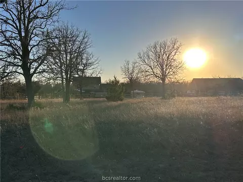 5078 Wallis Rd, Bryan, TX 77808 photo 11