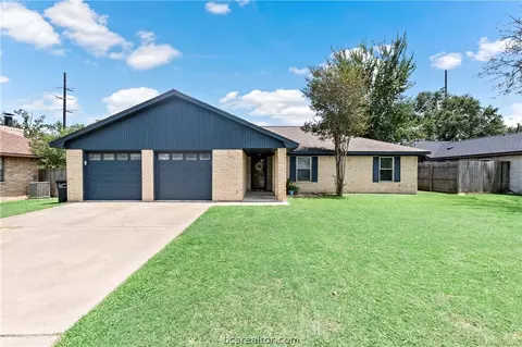 2512 Sumter Dr, College Station, TX 77845