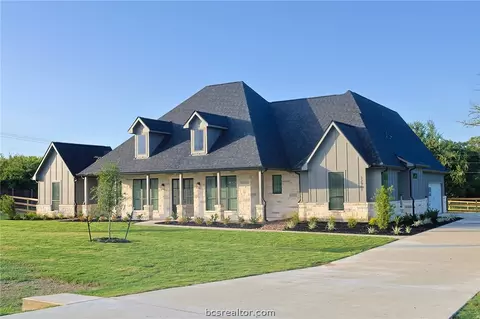 12901 Mallet Way, College Station, TX 77845