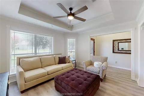 4902 Brompton Ln, Bryan, TX 77802 photo 5