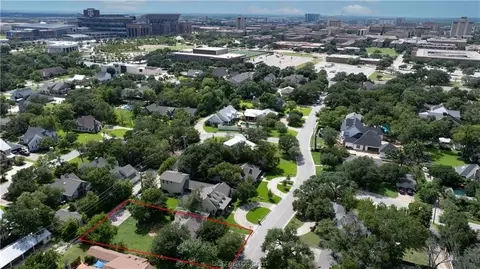 210 Pershing, College Station, TX 77840