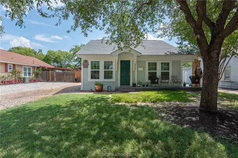 2107 Echols St, Bryan, TX 77801
